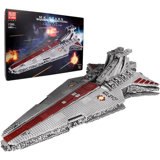 Mould King 21005 Republic Attack Cruiser with 6685 pieces